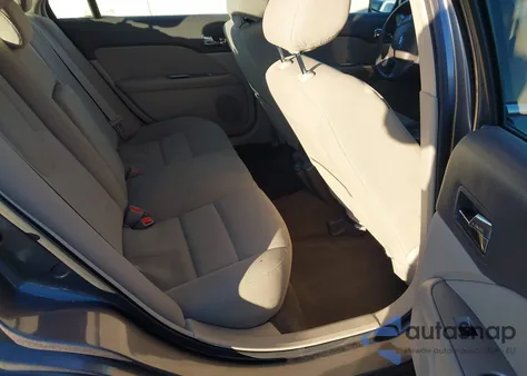 2012 Ford Fusion Hybrid from USA, damaged, VIN 3FADP0L31CR447501